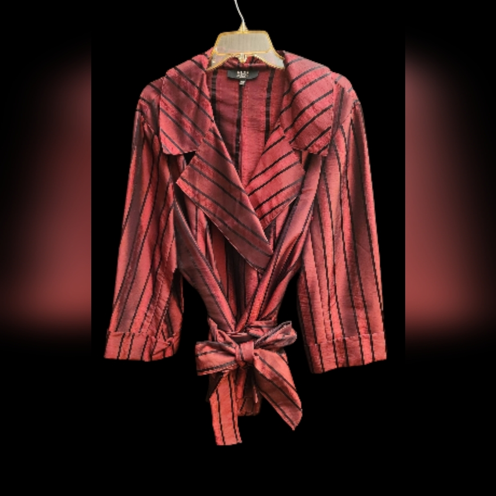 Red striped Alex Marie 24W belted top nwt
